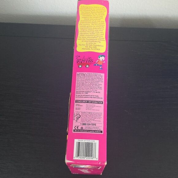 BRAND NEW 1999 MATTEL FRIEND OF BARBIE ROSIE O'DONNELL VINTAGE DOLL - Picture 10 of 13